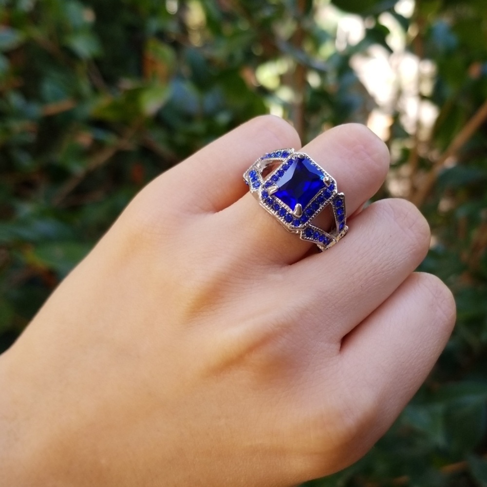 New Blue Elegant Wedding Ring - Picture 3 of 8